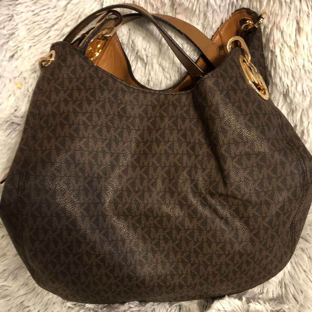 Michael Kors Fulton Large Leather Shoulder Tote